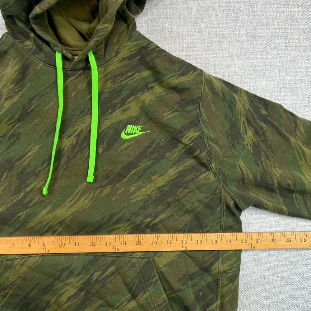 Nike Sportswear Club Fleece Tiger Camo Hoodie Sweatshirt Men M Olive Green Volt - Picture 5 of 10